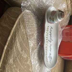 Mud Pie Wedding cake “Happily Ever After' toothpick Tray.